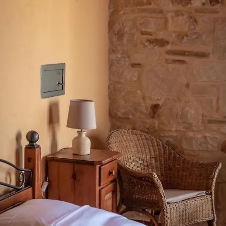 Ydria Villas Vila