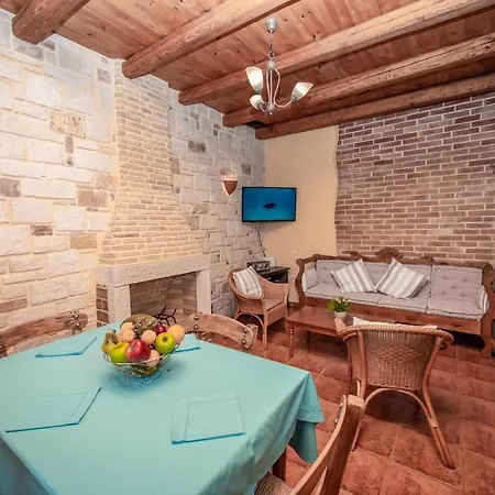 Ydria Villas * Herszonisszosz