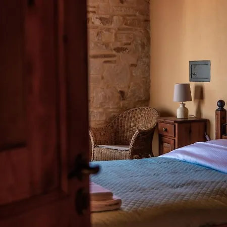 Ydria Villas Vila