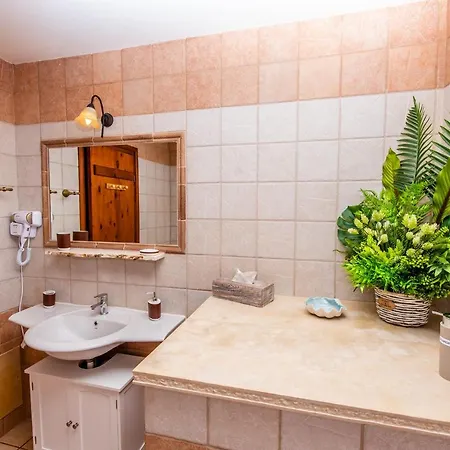 Ydria Villas Vila *